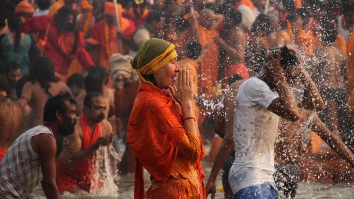 imagini impresionante de la cel mai mare festival religios din lume peste 100 de milioane de oameni