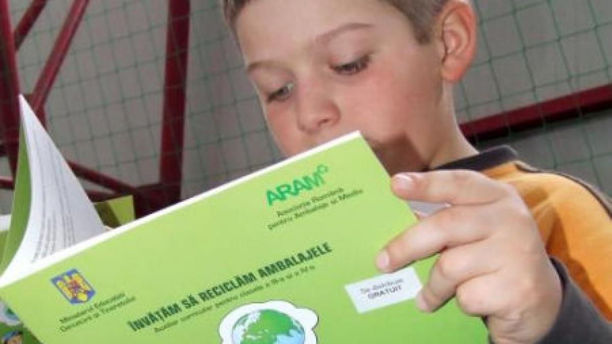 elev in clasa a iii a somat sa si declare veniturile de catre casa judeteana de asigurari de