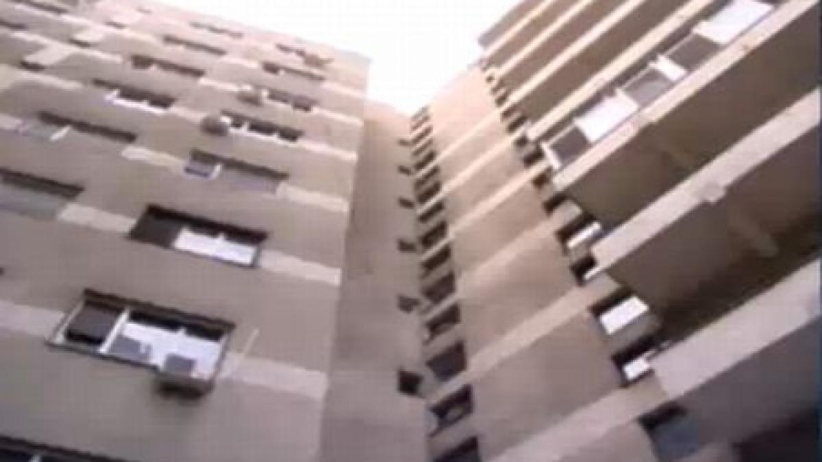 ion tiriac sta in casa de la stat cine mai locuieste in casele ra apps