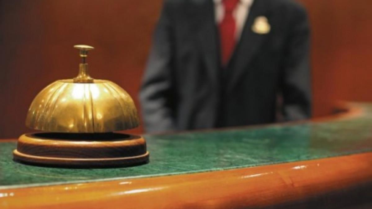 senat 99 de parlamentari stau la hotel doar 17 senatori au solicitat bani pentru chirie