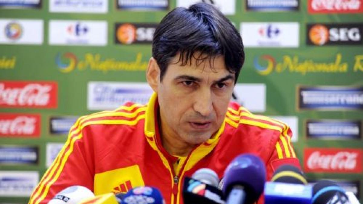victor piturca a convocat 23 de jucatori pentru stagiul de pregatire din spania
