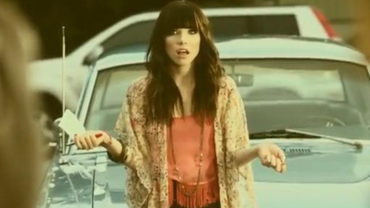 &quot;Call Me Maybe&quot;, tradus cu Google Translate! Ascultă şi tu versiunea care a devenit VIRALĂ pe internet