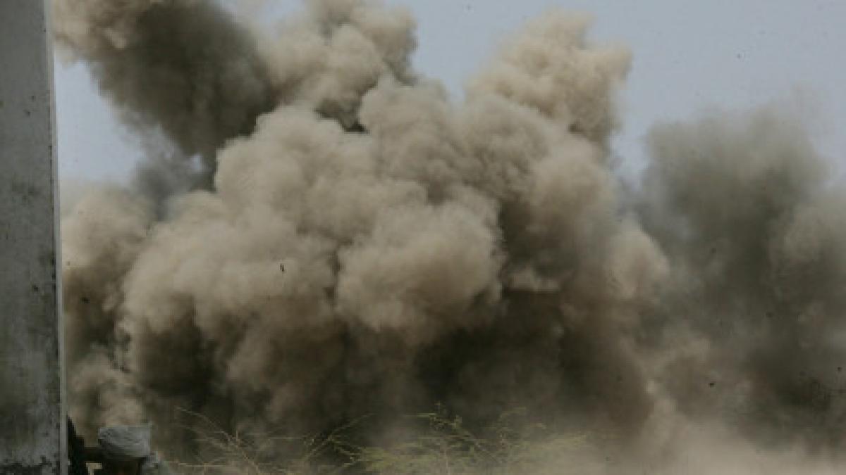 eroare fatala pentru 13 teroristi al qaeda s au aruncat singuri in aer