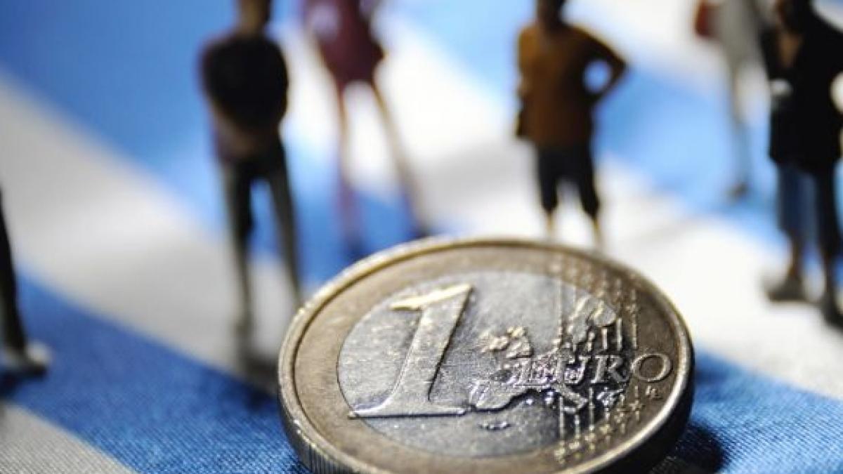 sefii statisticii din grecia urmariti penal pentru ca ar fi estimat prost deficitul bugetar pe 2009