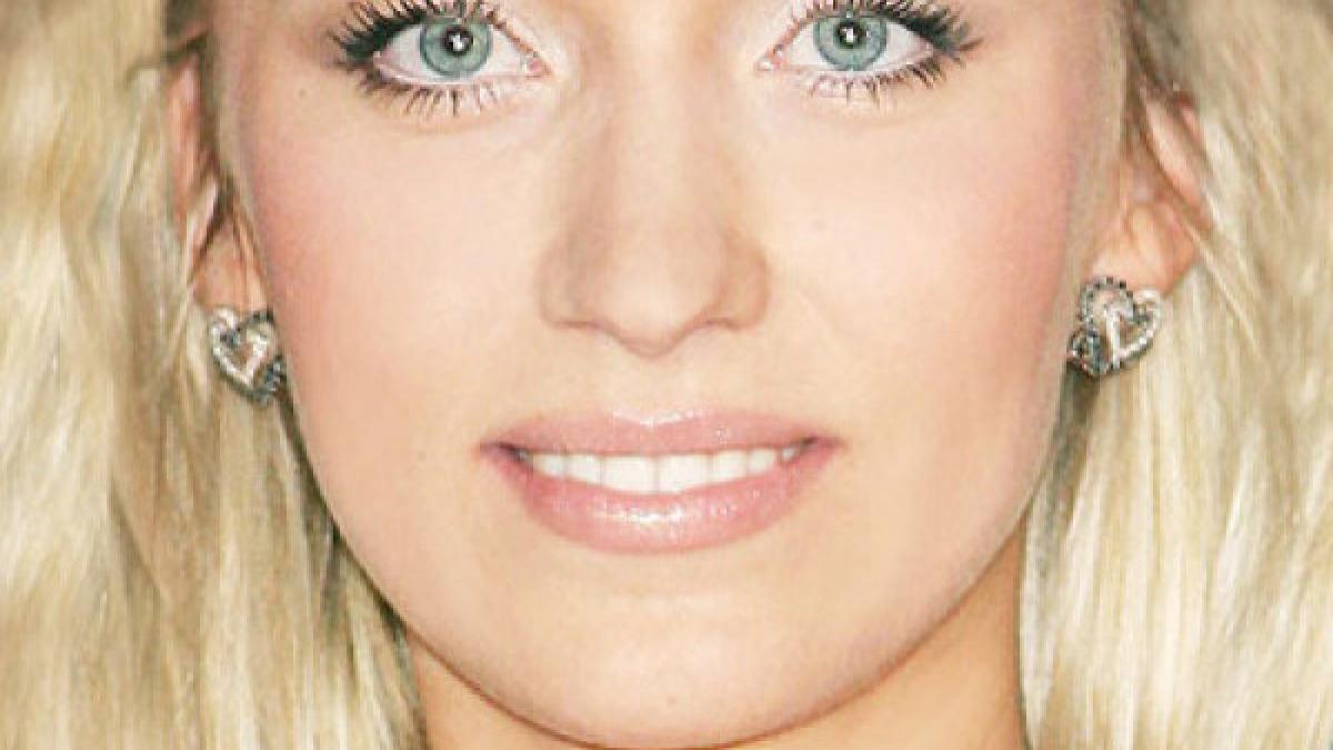 rusia lovita din plin de aceasta veste cea mai frumoasa femeia a tarii a murit