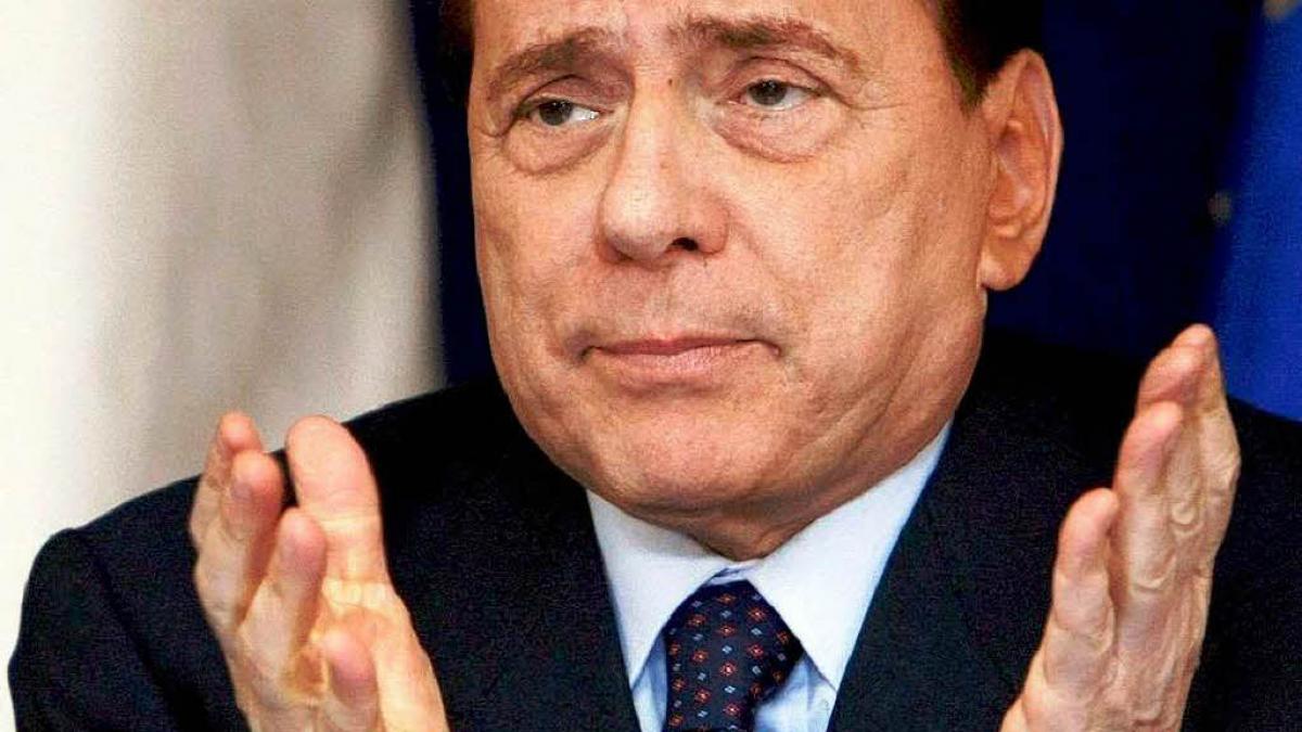 o noua gafa marca berlusconi mussolini s a descurcat bine