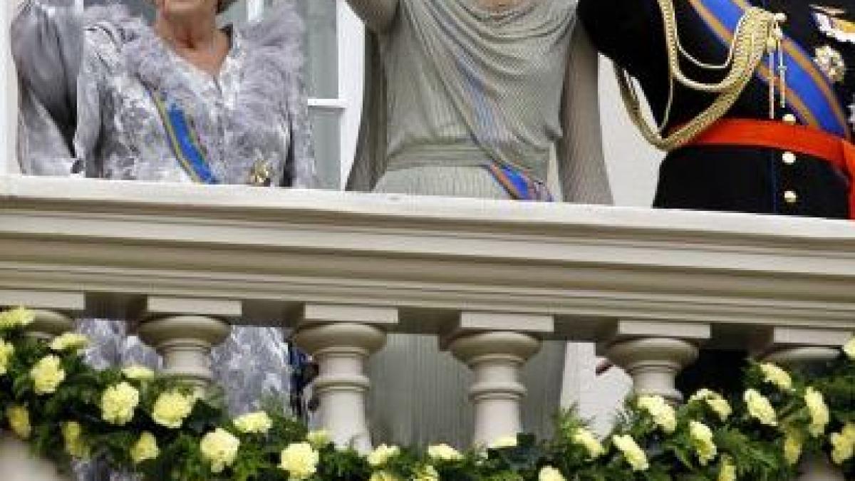 una din cele mai cunoscute regine a abdicat fiul ei va urca pe tron si va conduce tara