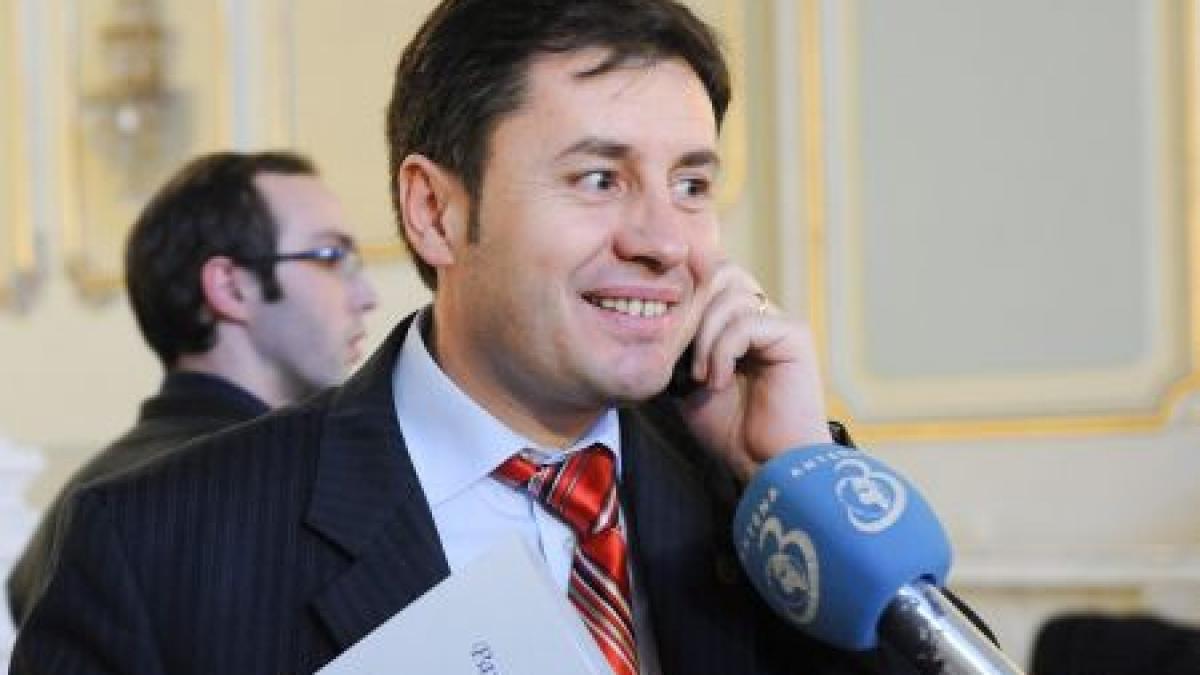 igas o comite iar cum chinuie limba romana fostul ministru de interne