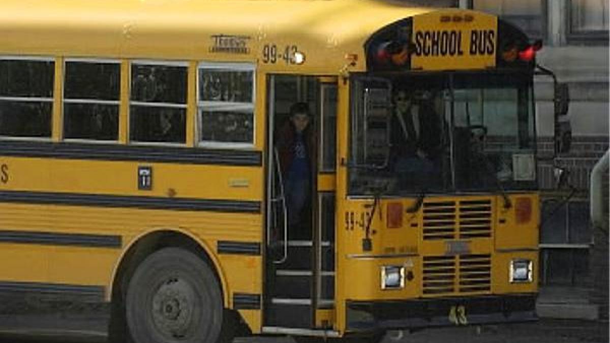 un barbat a deschis focul intr un autobuz de scoala in statele unite