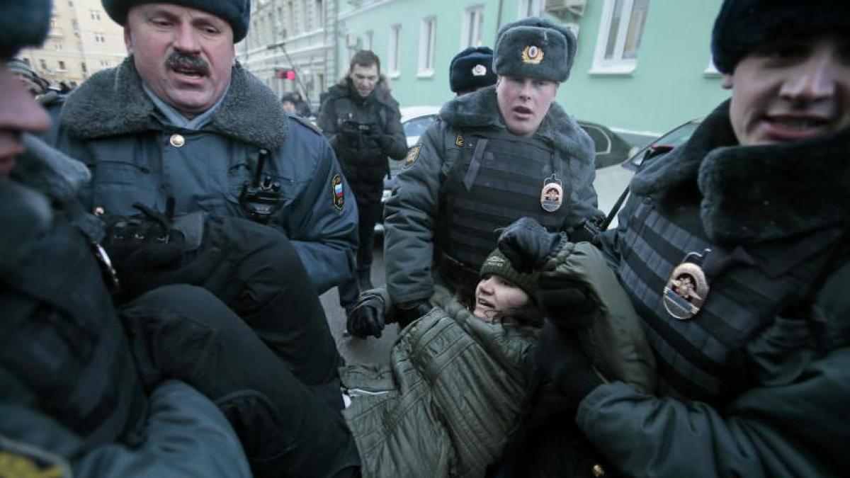 raport ingrijorator 2012 cel mai rau an pentru drepturile omului din rusia postsovietica