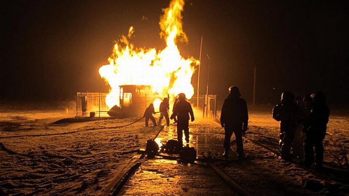 un incendiu urias izbucnit la o conducta a lasat fara gaz peste 1000 de locuinte