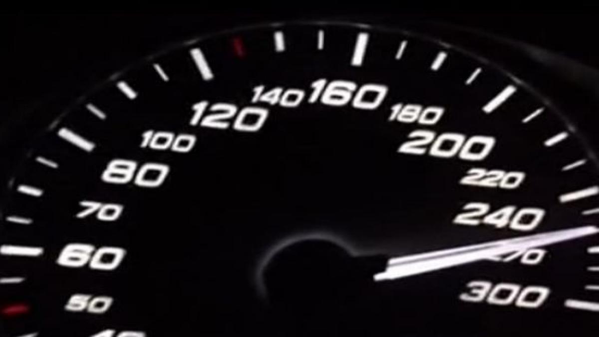 un sofer din sibiu s a filmat in timp ce conducea cu 270 km h