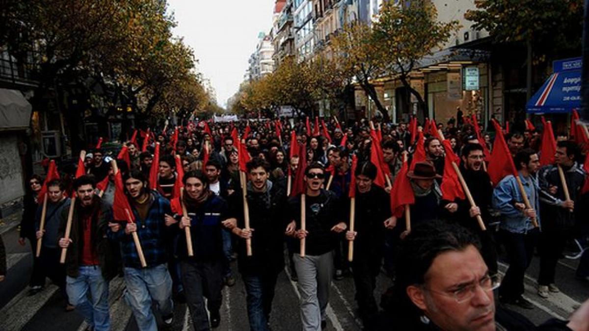 muncitorii greci au iesit din nou in strada si cer eliberarea sindicalistilor arestati