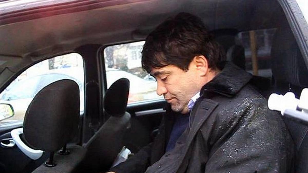 preotul mort de beat care a accidentat trei oameni si a lovit patru masini nu va mai intra in