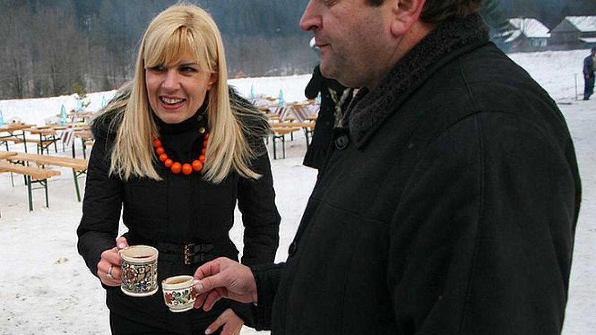 pe cine sustin udrea si flutur la sefia pdl a demonstrat ca iubeste partidul