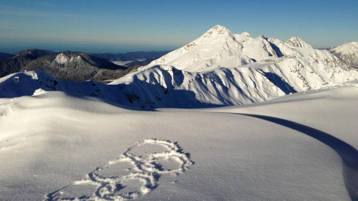 imigrantii de pe santierele jo 2014 de la soci exploatati si prost platiti de angajatorii rusi