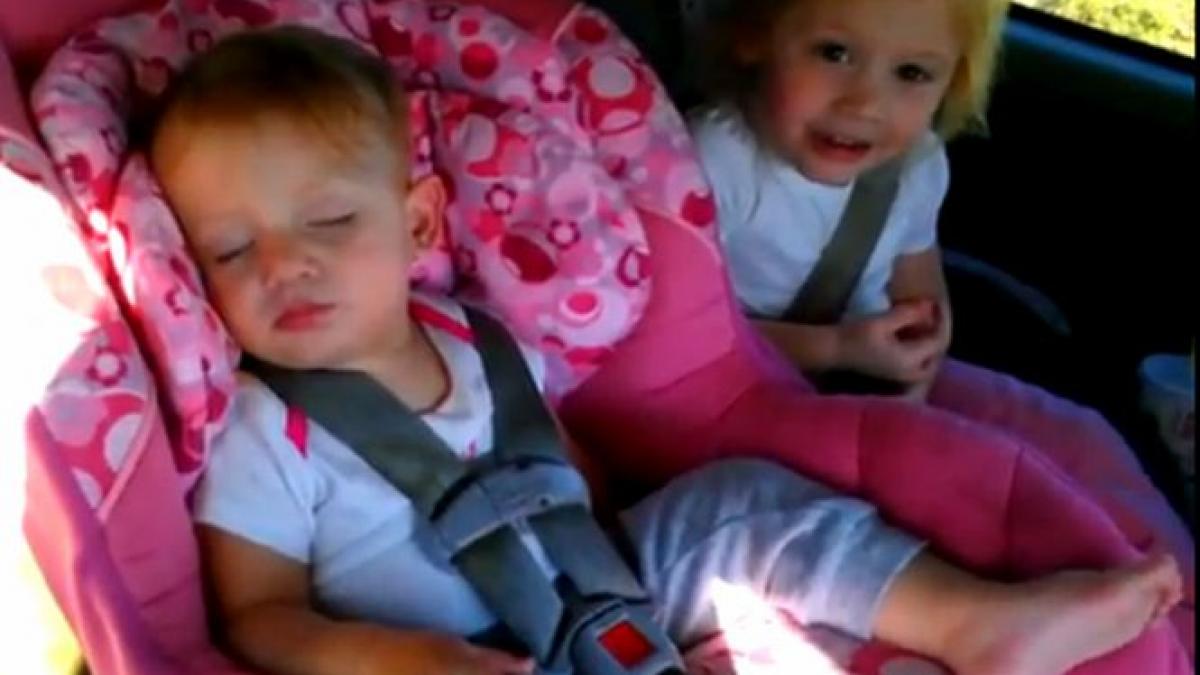 muzica bate somnul bebelusul adorabil care a cucerit internetul cu pasiunea sa pentru gangnam style