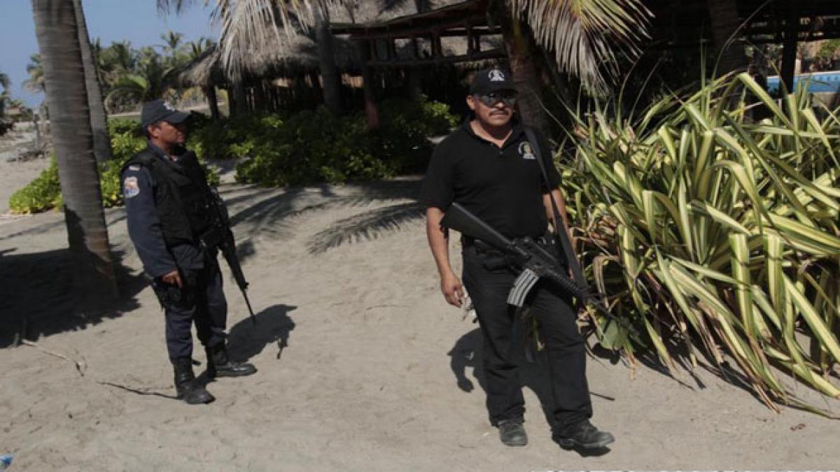 turistii au devenit tinte intr o populara statiune mexicana sase femei din spania violate sub