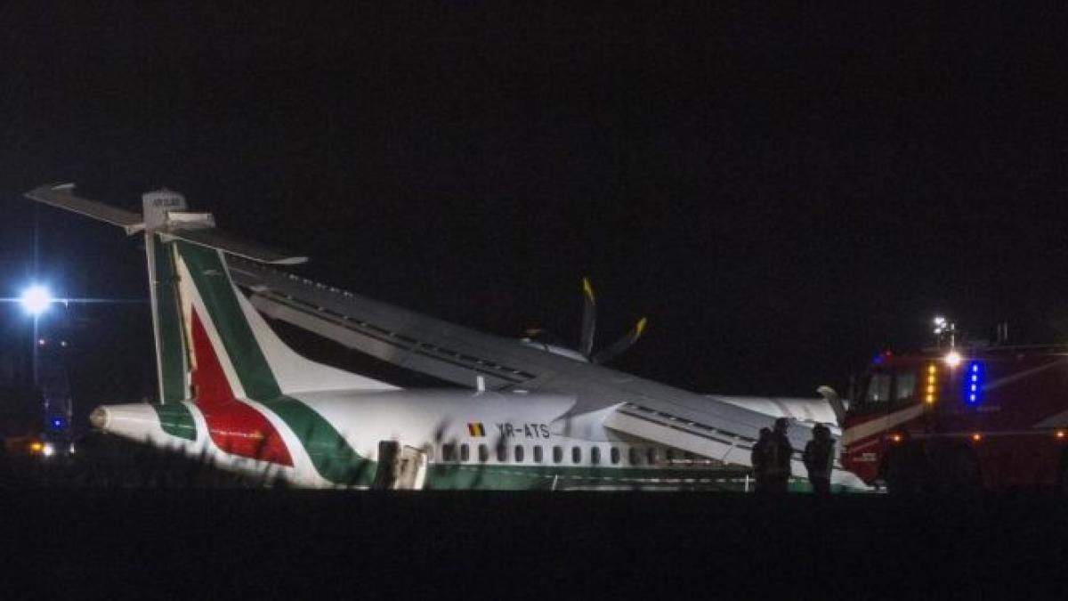 cum isi pacalea alitalia clientii compania aeriana este acuzata de frauda