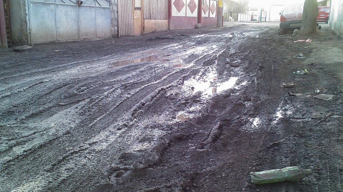 catunul uitat de lume si civilizatie numit bucuresti prin ce trec sute de oameni care locuiesc aici