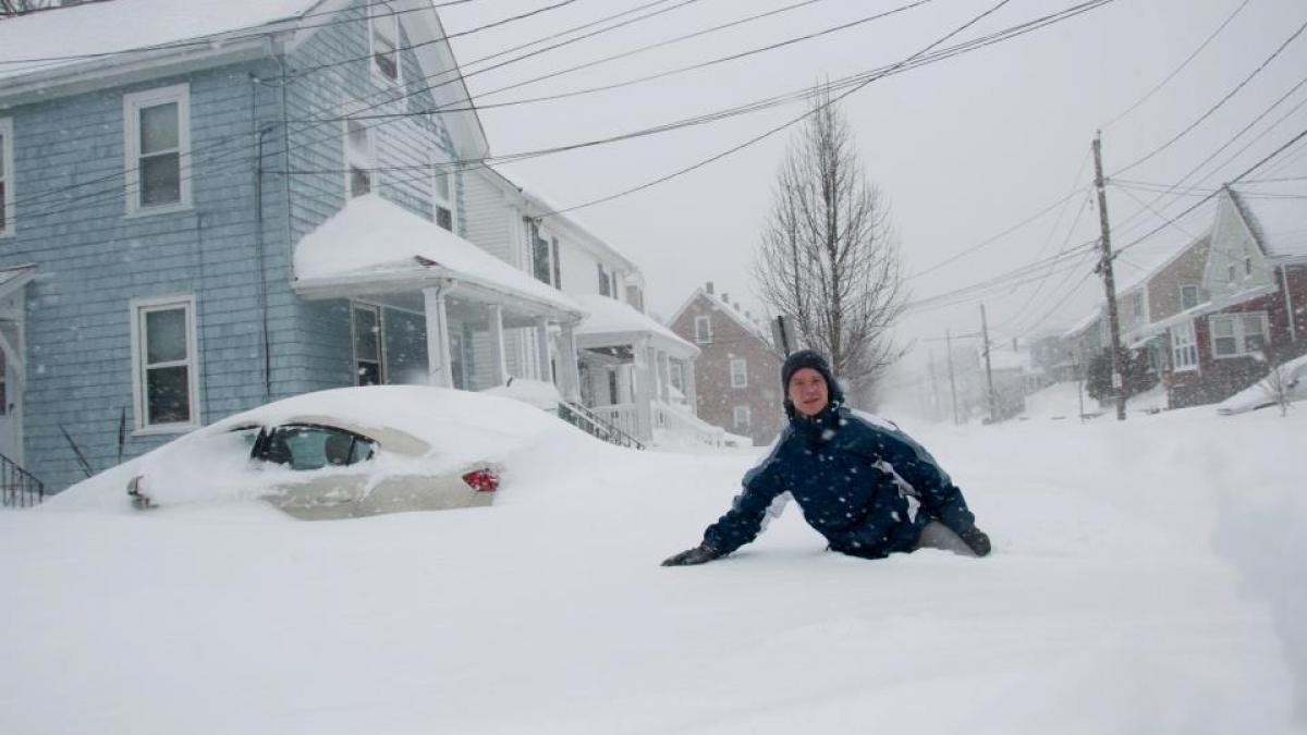 mii de zboruri anulate trafic feroviar si rutier paralizat vezi aici cum arata infernul din sua