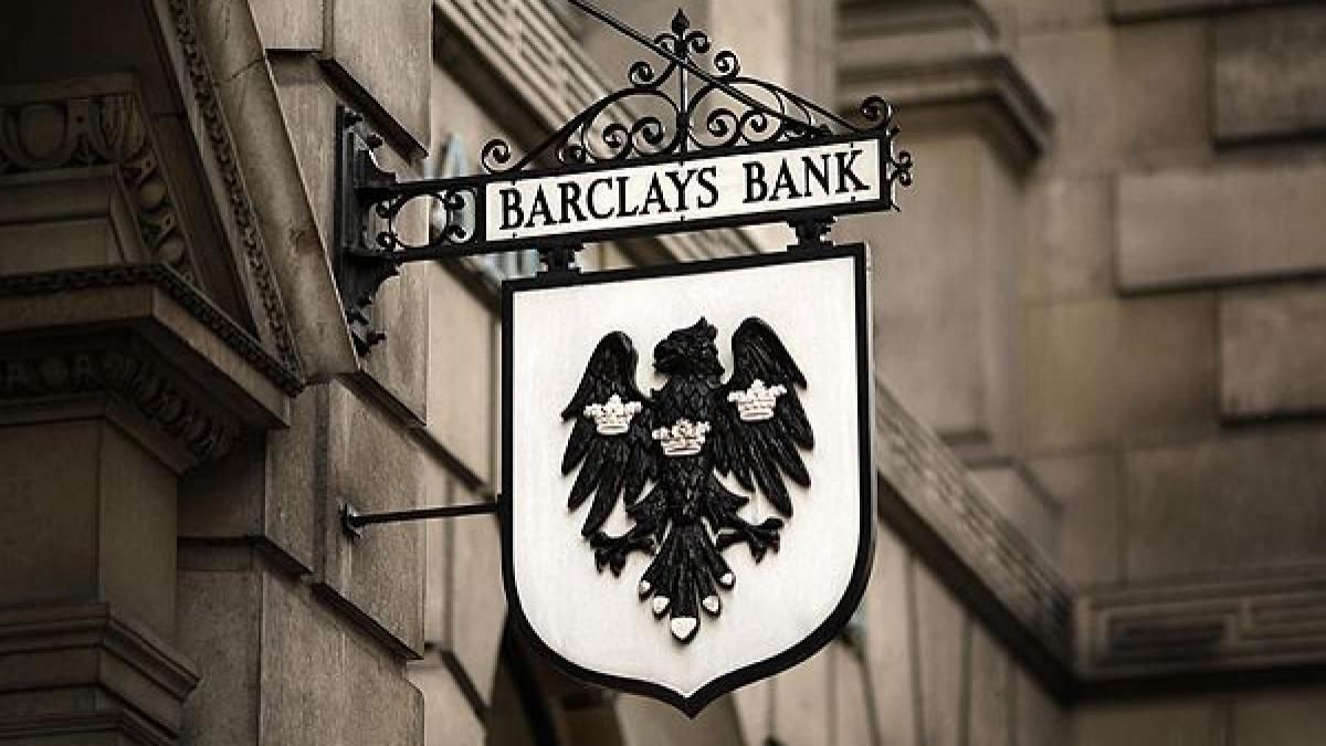 barclays inchide divizia care ajuta clientii bancii sa evite plata taxelor