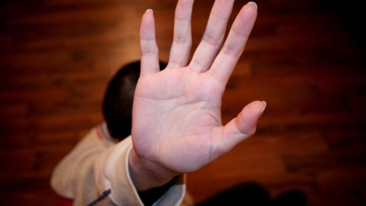 a spus ca romanii sunt infractori si apoi s a razgandit politicianul britanic si a cerut scuze