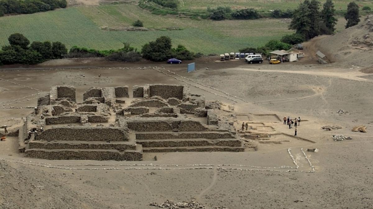 descoperire impresionanta in peru templu vechi de 5 000 de ani scos la lumina de arheologi