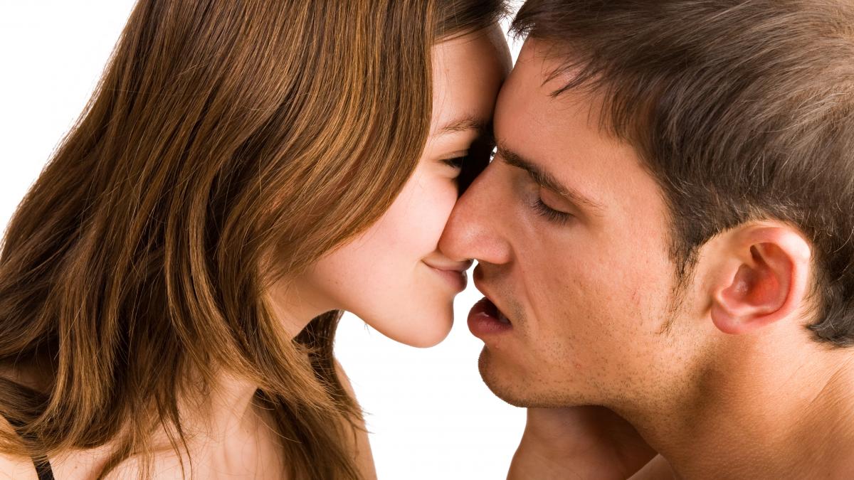 5 beneficii surprinzatoare ale sarutului