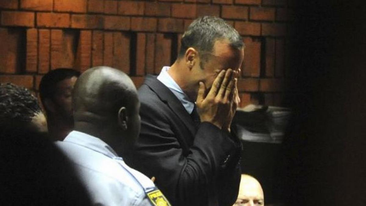 pistorius a izbucnit in lacrimi la tribunal procurorii vor sa demonstreze ca sportivul a ucis cu