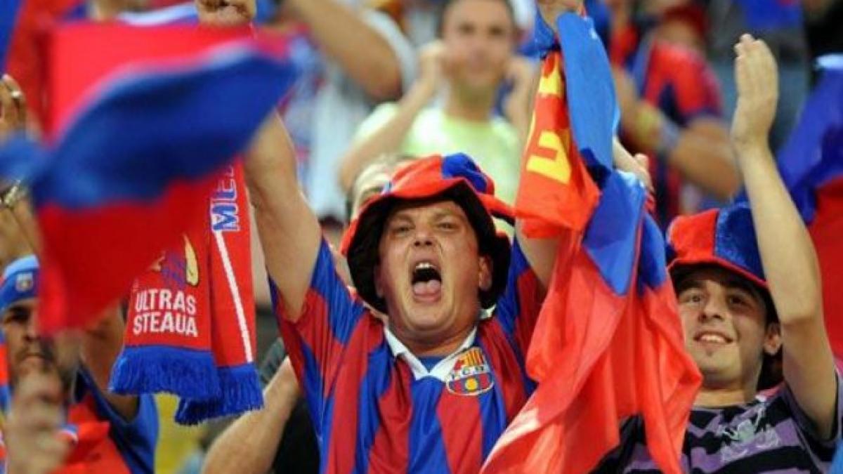 suporterii stelisti le au aratat olandezilor cine sunt ei batai in plina strada cu fortele de