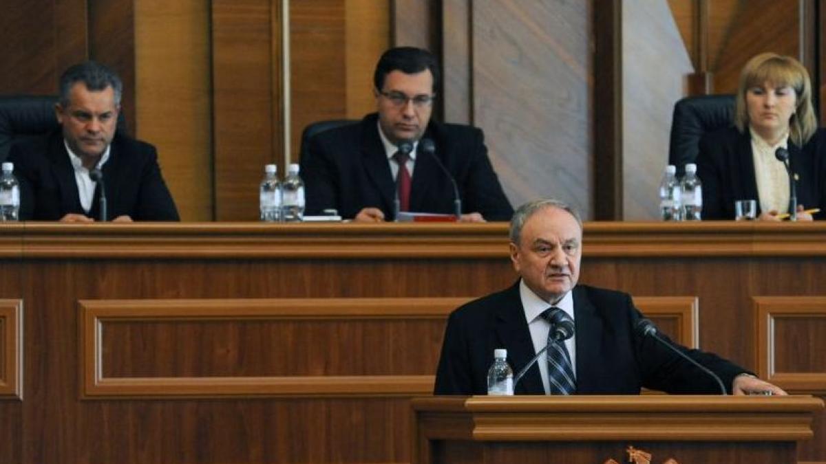 vicepresedintele parlamentului moldovean vlad plahotniuc si a prezentat demisia