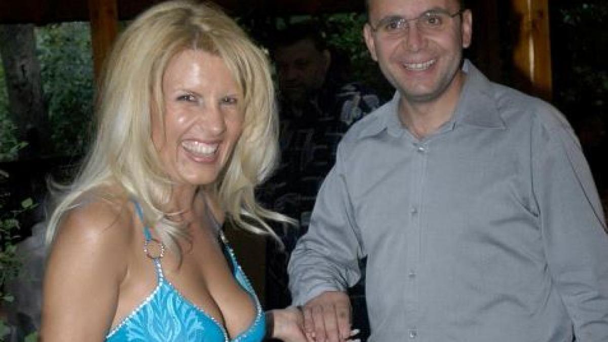 fotografie document elena udrea cand era secretara secretarului general psd