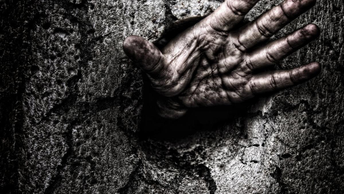 barbat ingropat de viu de catre portocalii din ordin politic