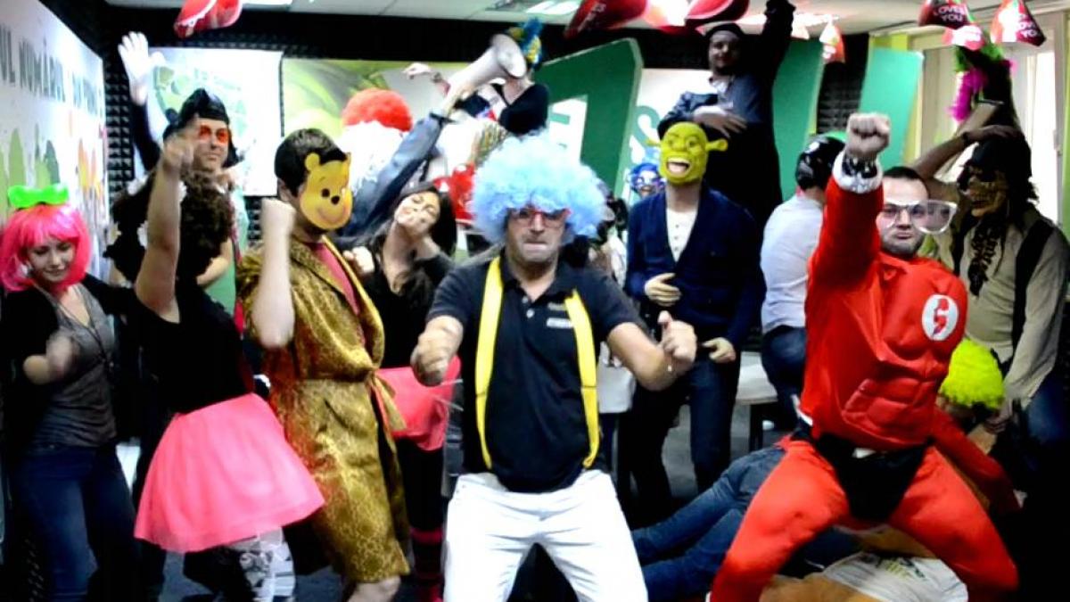 echipa zu o ia razna vezi nebunia harlem shake