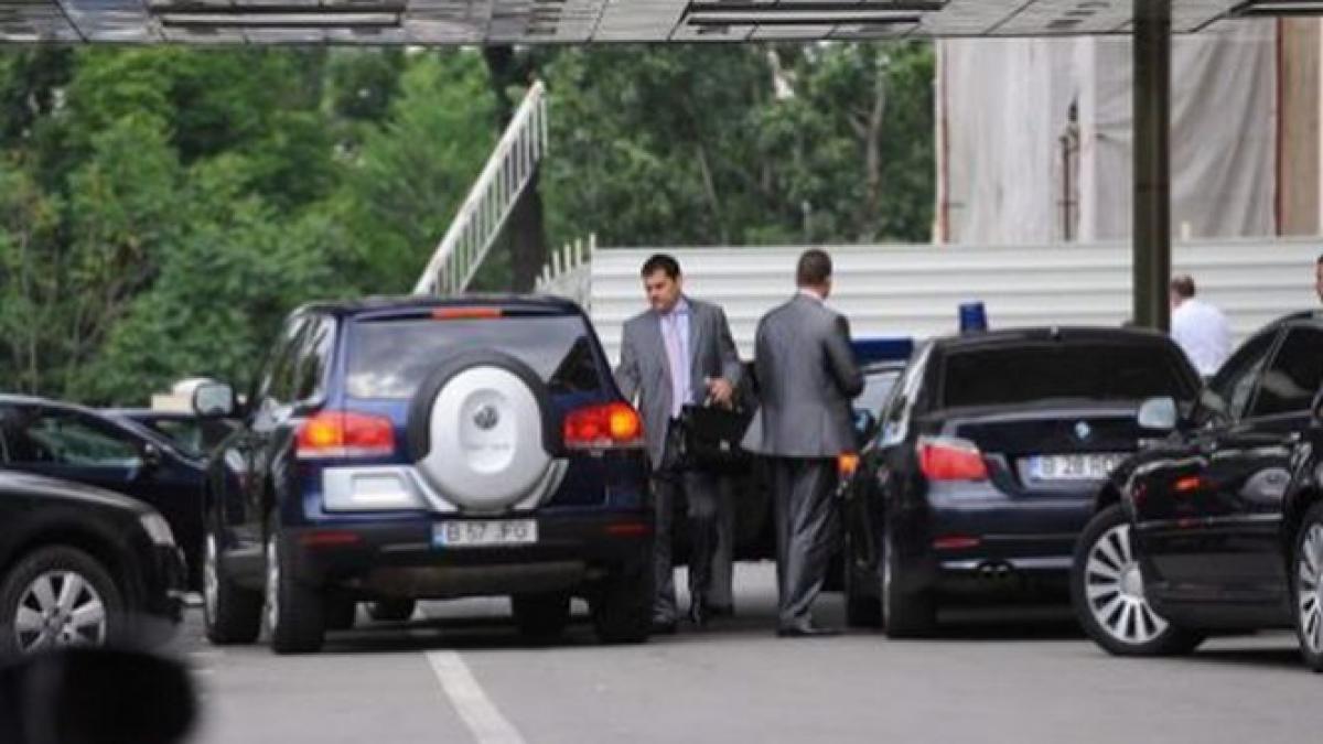 senat interzis la masini mai scumpe de 18 000 de euro pentru autoritati si institutiile publice