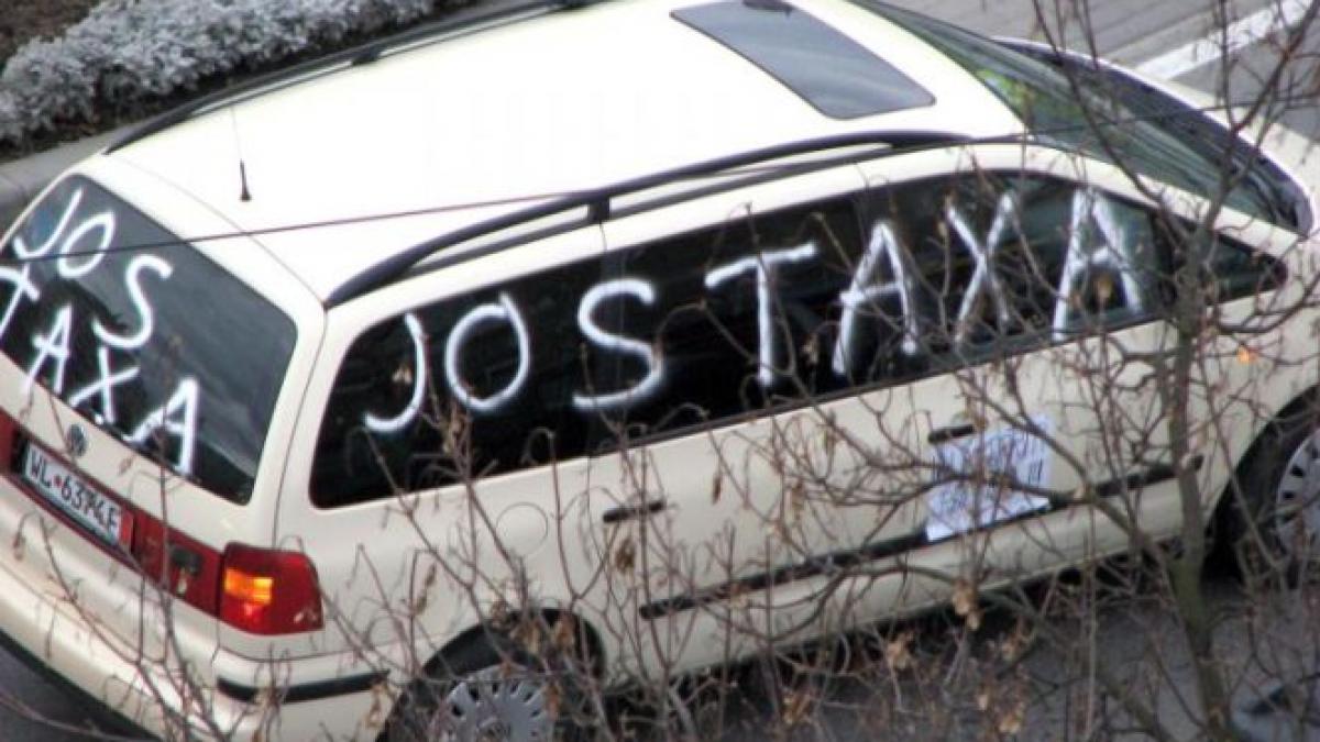sute de mii de proprietari auto au castigat in instanta restituirea taxei de poluare statul nu le