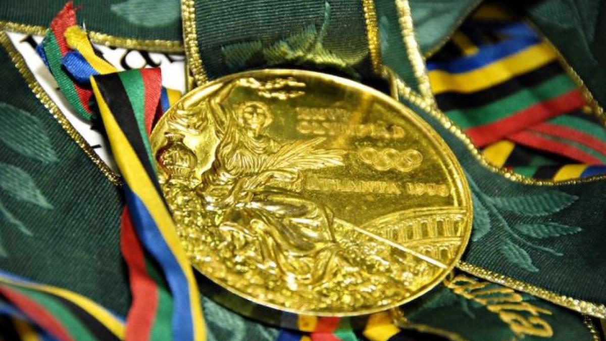 valentin iordanov returneaza medalia olimpica de aur in semn de protest fata de excluderea luptelor