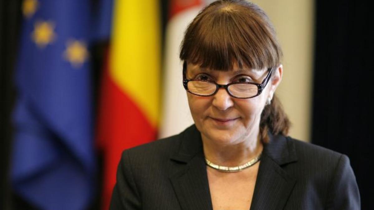 monica macovei vrea sa intre in cursa pentru sefia pdl