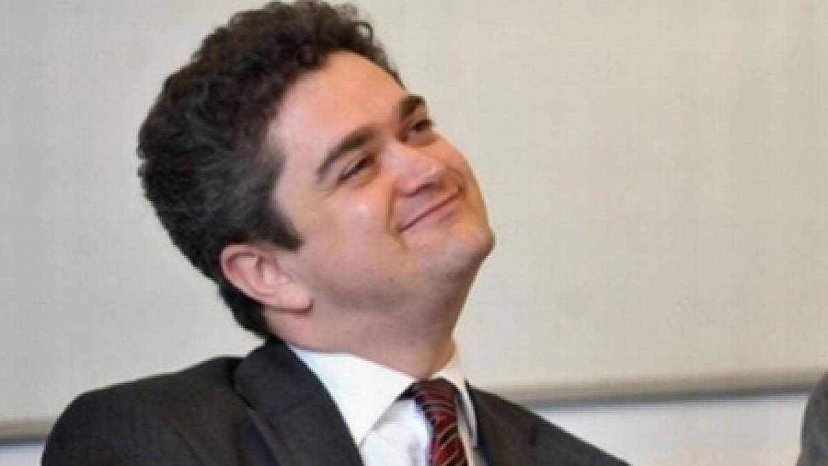 paleologu ciomageala este in toi la pdl nu vreau sa stau la mijloc