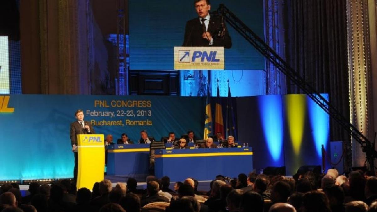 liberalii isi aleg sambata noua conducere numarul de vicepresedinti creste de la 15 la 31