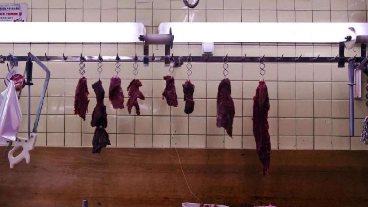 un macelar din austria recunoaste ca a folosit carne de cal nedeclarata in prepararea a doua dintre