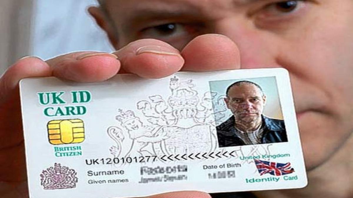 marea britanie ar putea introduce un card de identitate contracost pentru imigrantii din ue