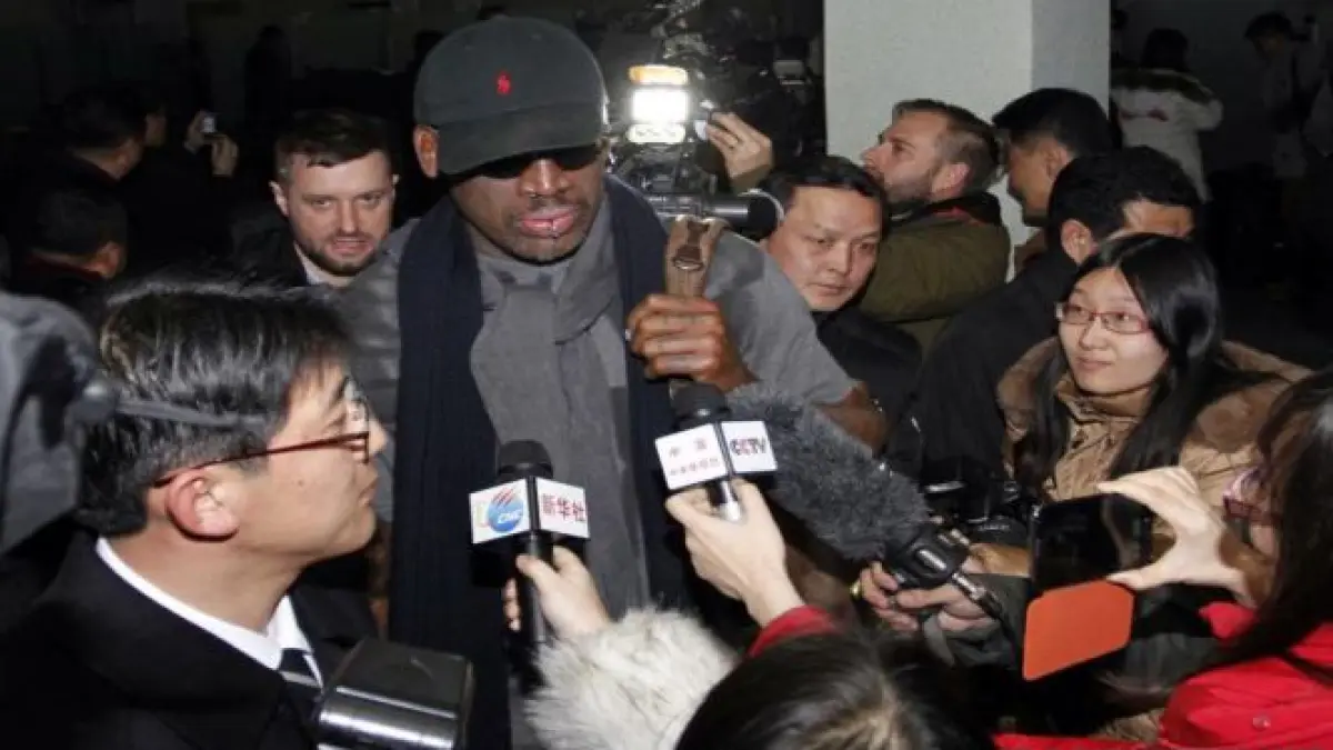 un excentric la phenian fostul baschetbalist dennis rodman viziteaza coreea de nord