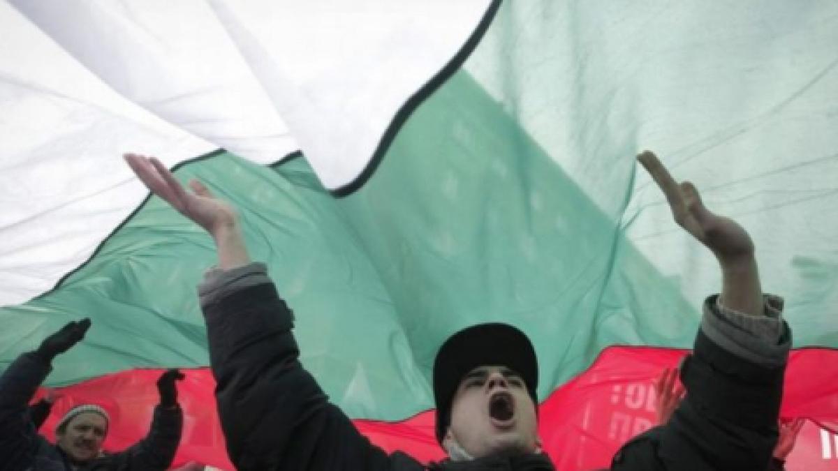 alegeri anticipate in bulgaria presedintele plevneliev anunta scrutinul la 12 mai