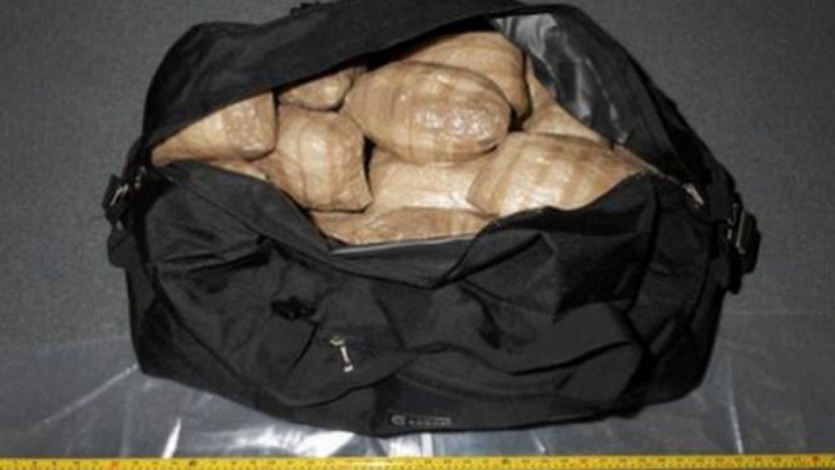 captura de droguri fara precedent sute de kilograme de metamfetamina in valoare de peste 340