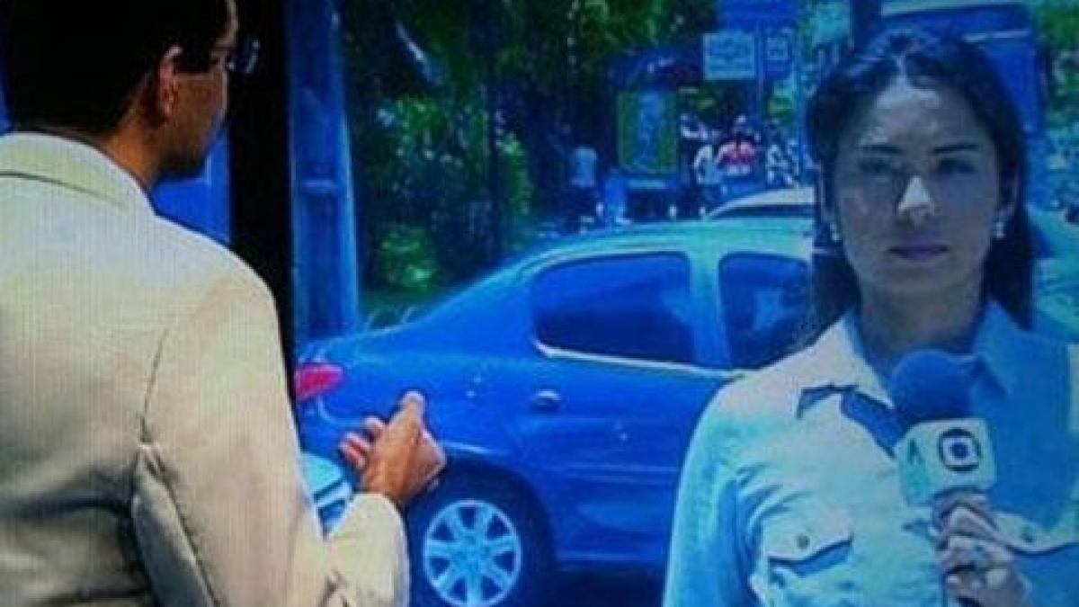 asta nu trebuia sa se vada la tv gafa vestimentara a prezentatorului a starnit hohote de ras