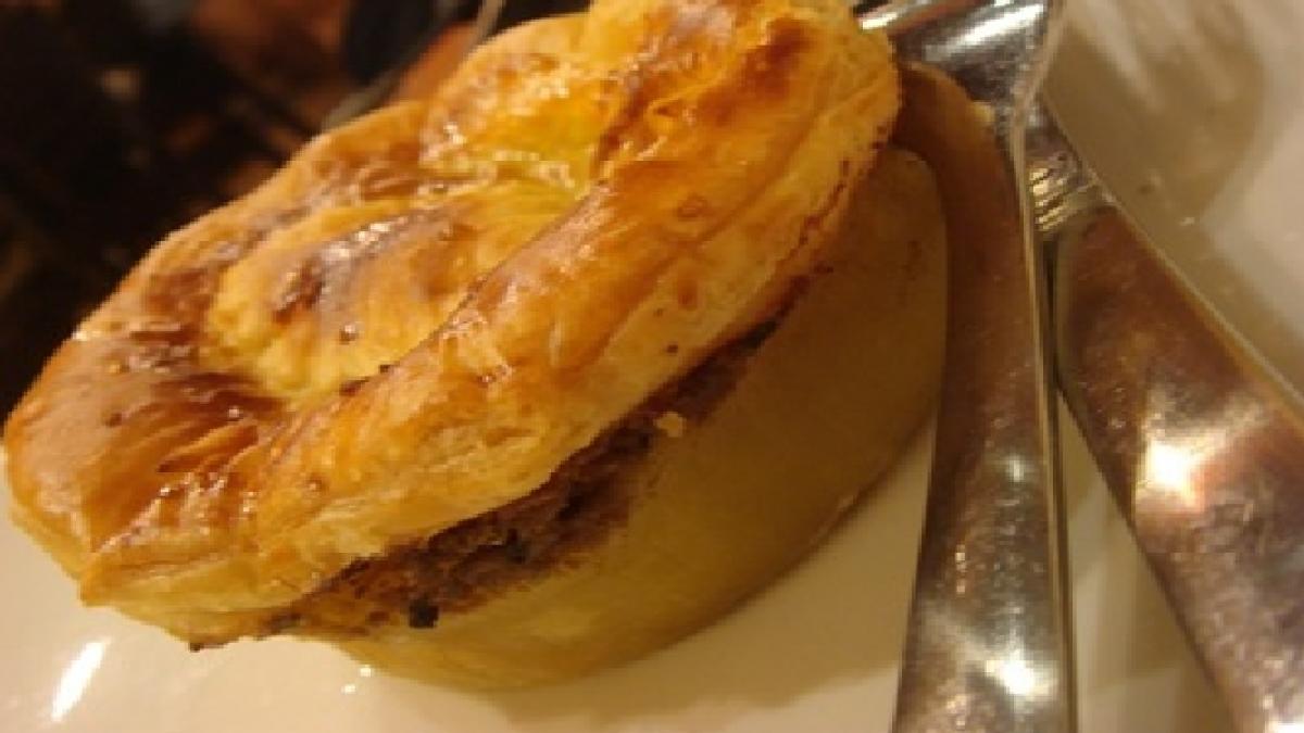 evolutie neasteptata in scandalul carnii de cal islandezii au gasit placinta cu carne fara carne