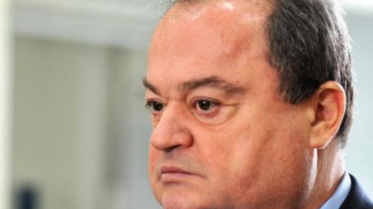 razboi in pdl preda cere demisia presedintelui partidului vasile blaga