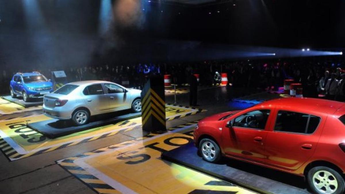 noul logan mcv si seria limitata duster aventure lansate de dacia la salonul auto de la geneva